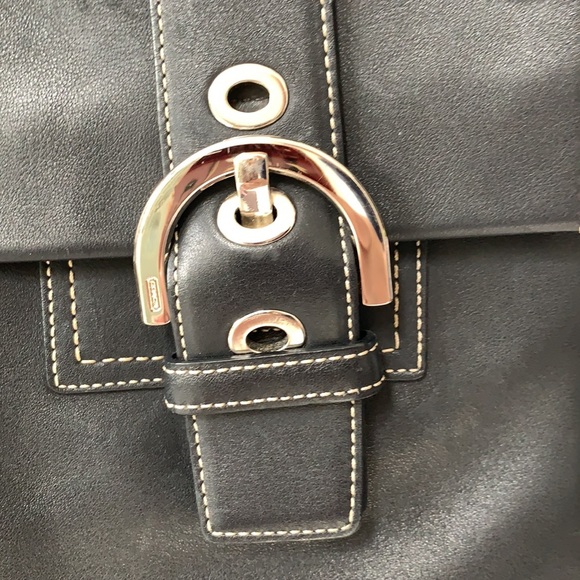 Pre-Owned Authentic Coach Soho Double Pocket Black Leather Bag (J05S-6468) - Picture 3 of 11